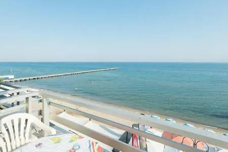 Apartment A Spectacular View Of The Thermaikos Peraia (Thessaloniki)